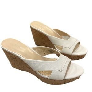 Nine West Cork Wedges Slip On Open Toe White Sandals size 9.5